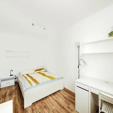 Wygodny Niedaleko Centrum, Free Parking Apartment